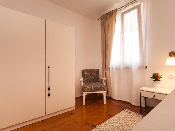 Guesthouse Casa Vittoria : photo 8 de la chambre chambre deluxe