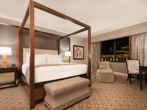 Caesars Palace Hotel & Casino : photo 2 de la chambre suite lit king-size premium palace