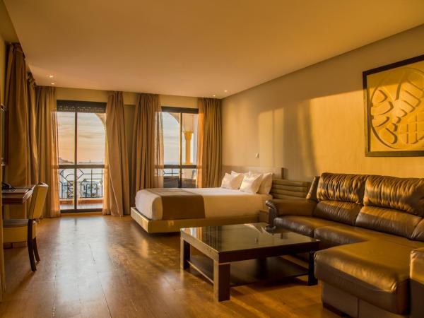 Le Rio Appart-Hotel City Center : photo 6 de la chambre suite - vue sur mer