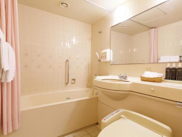 Hotel New Hankyu Osaka Annex : photo 1 de la chambre chambre quadruple - non-fumeurs (4 lits)