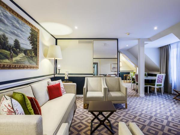 Fraser Suites Le Claridge Champs-Elyses : photo 1 de la chambre suite 2 chambres deluxe - vue sur terrasse
