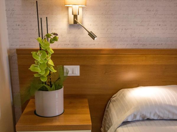 Hotel Lo Scudiero : photo 3 de la chambre chambre quadruple