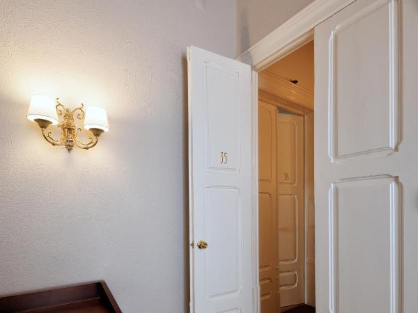 The Rex Hotel : photo 9 de la chambre grande chambre double deluxe