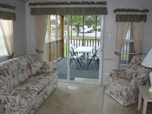 Orlando RV Resort : photo 1 de la chambre one-bedroom park model cabin