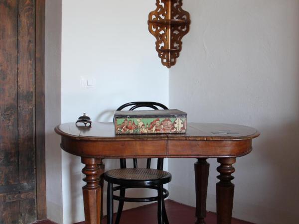 Relais Villa Ambrosetti : photo 6 de la chambre chambre double ou lits jumeaux avec salle de bains privative