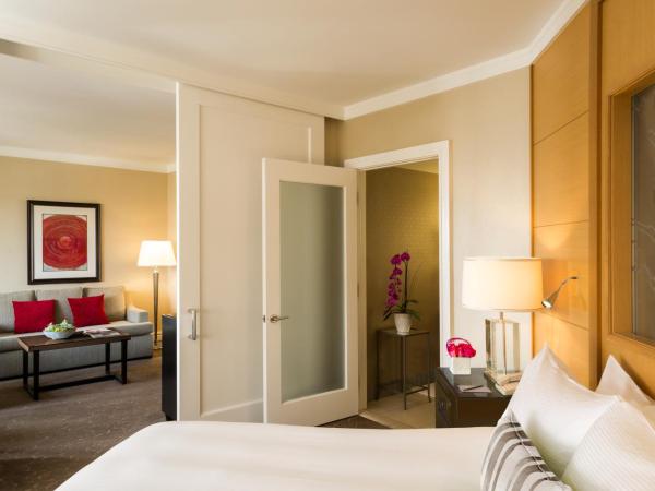 Hotel Sofitel Los Angeles at Beverly Hills : photo 8 de la chambre suite lit king-size beverly - vue sur beverly blvd