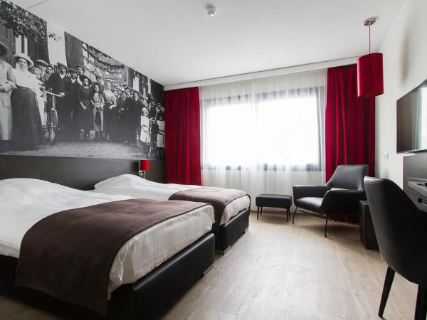 Bastion Hotel Eindhoven Waalre : photo 1 de la chambre chambre lits jumeaux deluxe