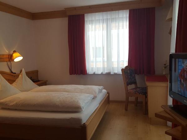 Hotel Camona & Apart Walserhof : photo 2 de la chambre chambre double standard