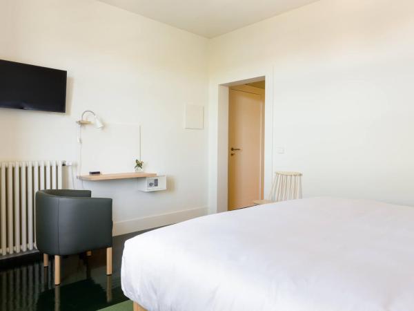 Duas Portas Townhouse : photo 4 de la chambre chambre deluxe - vue sur rivière