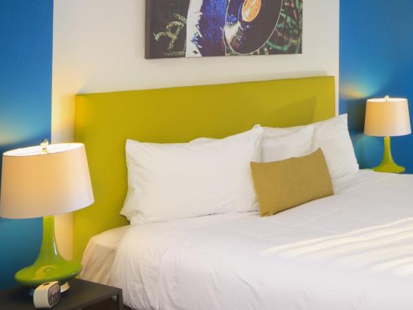 Hotel Zed Kelowna : photo 6 de la chambre king & bunks