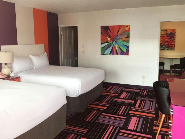 Hotel Zed Kelowna : photo 4 de la chambre hébergement 2 lits zed