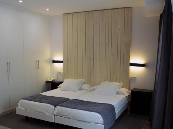 Hotel Lois : photo 6 de la chambre chambre double supérieure