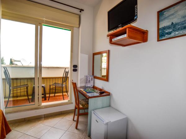 Hotel Condor : photo 3 de la chambre chambre double ou lits jumeaux