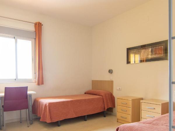 Albergue Inturjoven Marbella : photo 7 de la chambre lit simple en dortoir