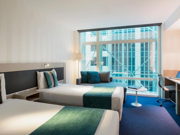Novotel Melbourne On Collins : photo 1 de la chambre chambre standard avec 2 lits simples