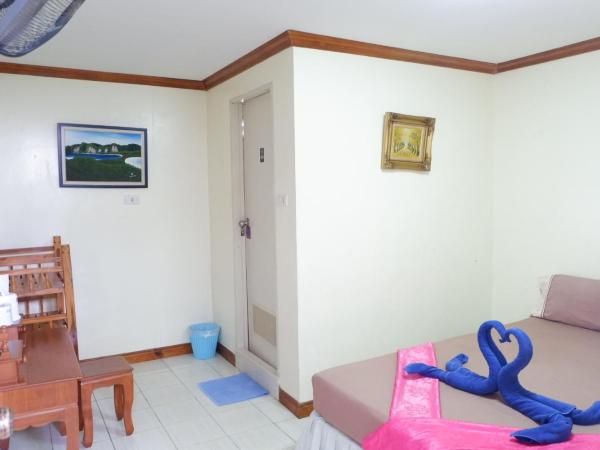 Harmony House-SHA Plus : photo 3 de la chambre chambre double ou lits jumeaux de luxe avec ventilateur