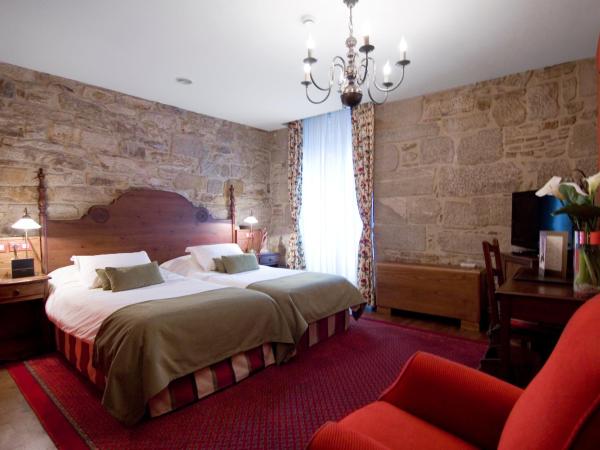Hotel Virxe da Cerca by Pousadas de Compostela : photo 3 de la chambre chambre double ou lits jumeaux supérieure
