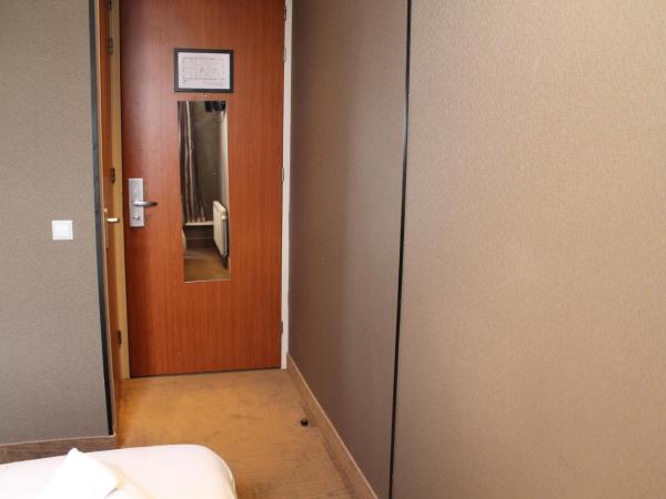 Blossoms City Hotel : photo 3 de la chambre chambre lits jumeaux standard