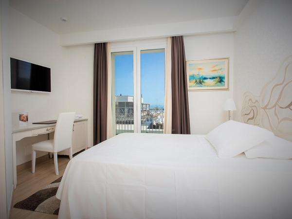 Princier Fine Resort & SPA : photo 2 de la chambre suite junior avec vue sur la mer (1 adulte)