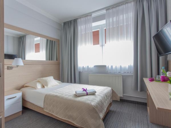 Villa Anna Gdańsk - Noclegi B&B, FREE parking : photo 3 de la chambre chambre simple