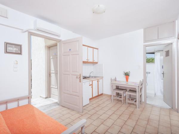 Panorama-Seaview Studios & Apartments : photo 6 de la chambre appartement 2 chambres (4 adultes)