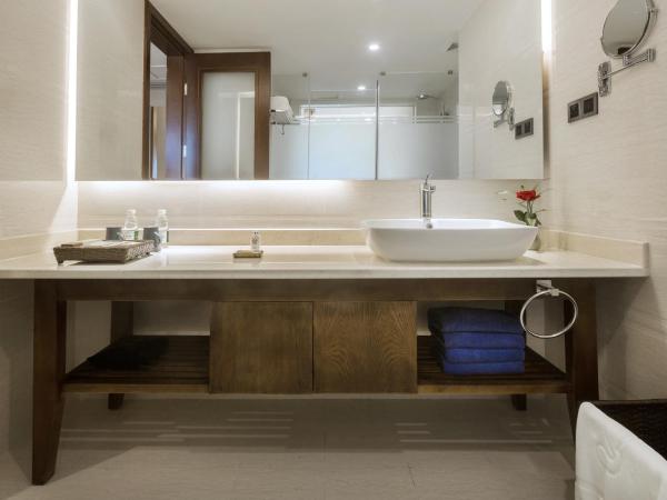 Sanya Yalong Bay Villas & Spa : photo 2 de la chambre chambre lits jumeaux standard avec vue 