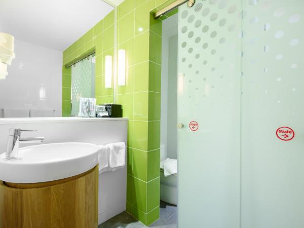 MU Hotel : photo 7 de la chambre chambre standard lit queen-size