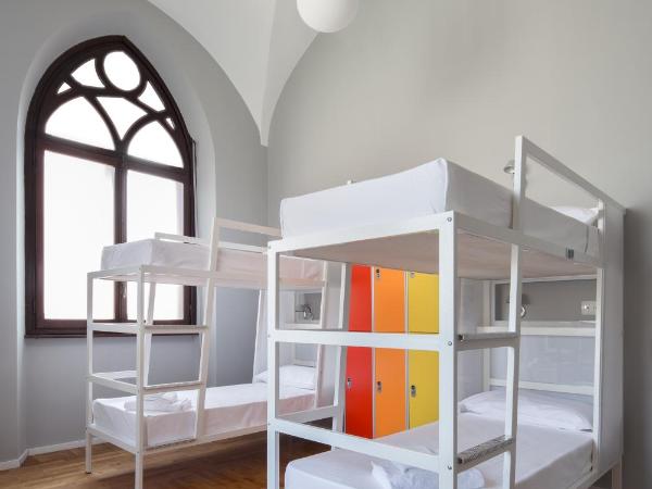 Babila Hostel & Bistrot : photo 1 de la chambre lit dans dortoir mixte de 8 lits 