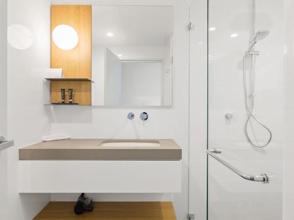 Mantra Hotel at Sydney Airport : photo 2 de la chambre studio lit king-size