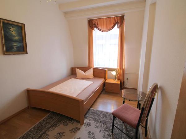 Hotel Zu den Linden : photo 2 de la chambre chambre simple