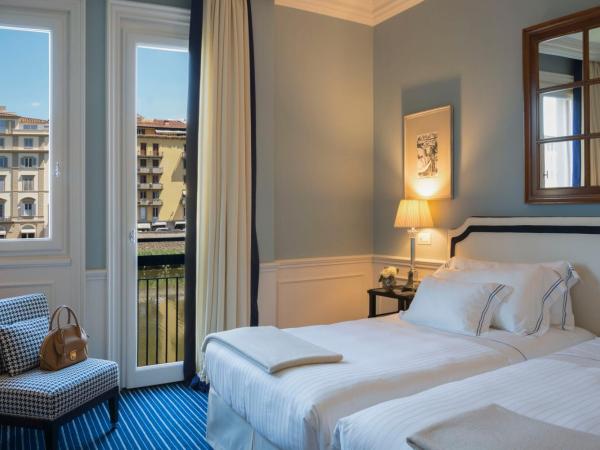 Hotel Lungarno - Lungarno Collection : photo 5 de la chambre  suite junior - vue sur rivière 