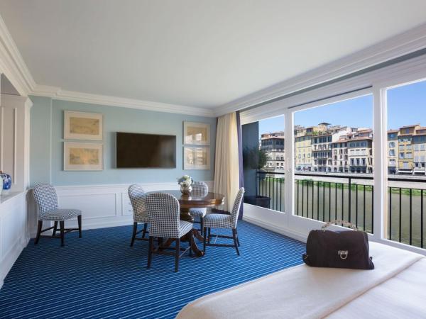 Hotel Lungarno - Lungarno Collection : photo 7 de la chambre suite - vue sur rivière