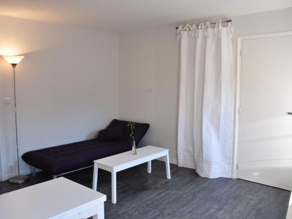 Appart'Hotel Saint-Michel : photo 1 de la chambre appartement