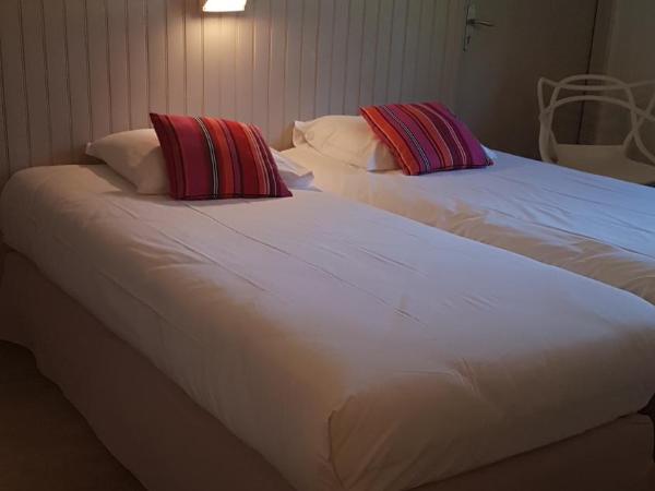 Hôtel Ttiki Etchea : photo 4 de la chambre chambre double