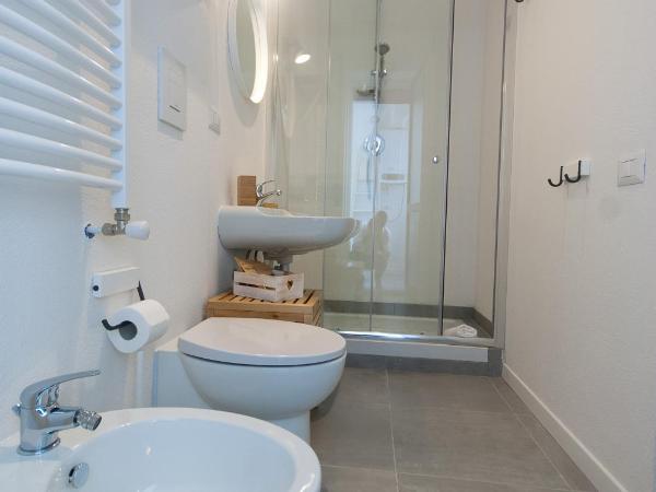 Capofortuna B&B Salerno Centro : photo 8 de la chambre chambre lit king-size deluxe