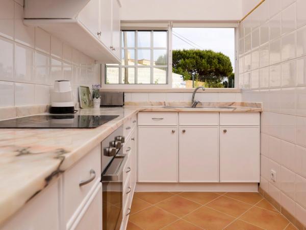 Moradias Villas Rufino : photo 9 de la chambre studio (2 adultes + 1 enfant)