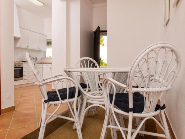 Moradias Villas Rufino : photo 6 de la chambre studio (2 adultes + 1 enfant)