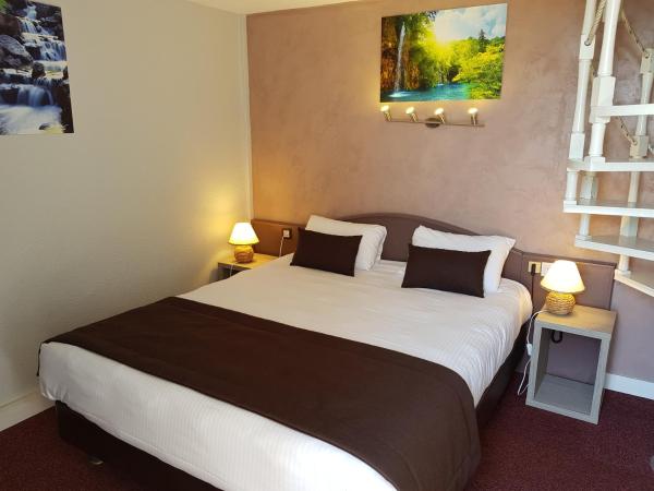 Hôtel Port Beach : photo 1 de la chambre chambre familiale standard