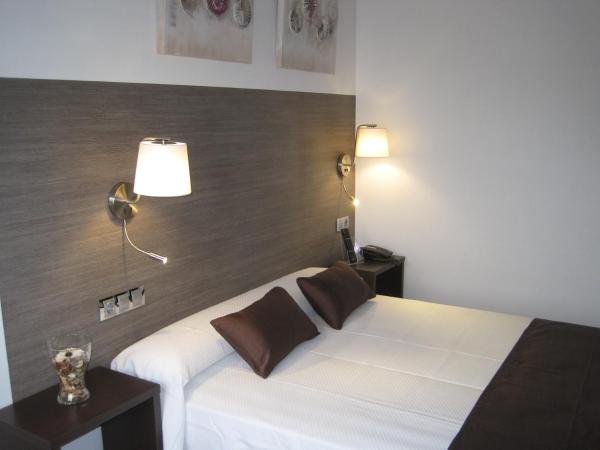 Suites Coruña : photo 1 de la chambre chambre double standard