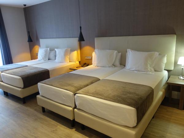 Hotel Oasis : photo 9 de la chambre chambre familiale supérieure