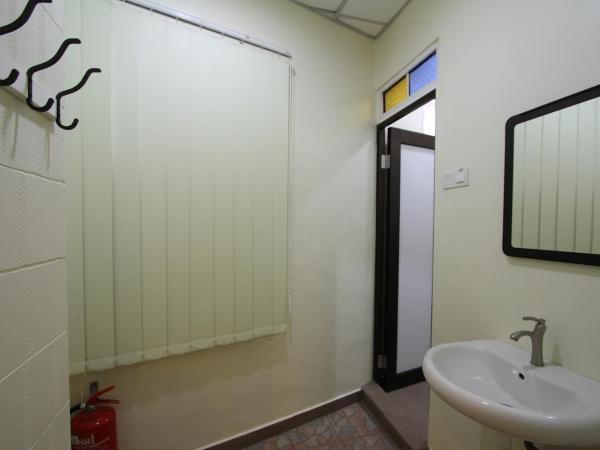 Shamrock Guest House II : photo 4 de la chambre chambre familiale supérieure