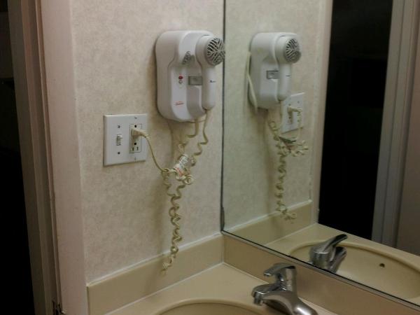 Town House Motel : photo 6 de la chambre chambre lit king-size