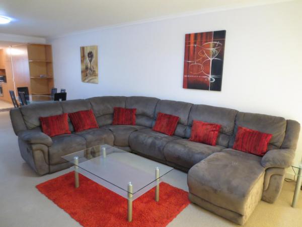 Lights Landing Apartments : photo 3 de la chambre appartement 2 chambres avec vue sur port de plaisance