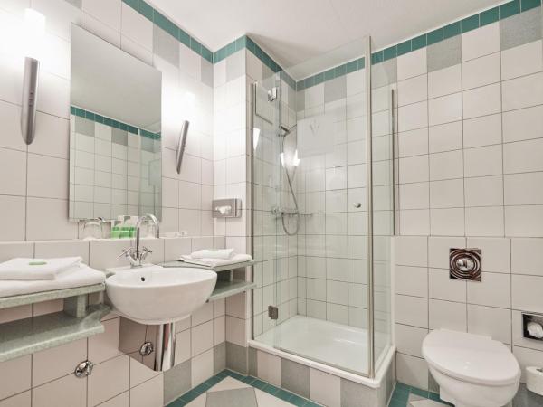 Hotel Amadeus : photo 1 de la chambre chambre lit queen-size 
