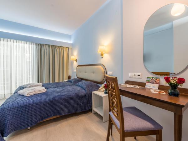 Queen Olga Hotel : photo 3 de la chambre chambre lits jumeaux supérieure