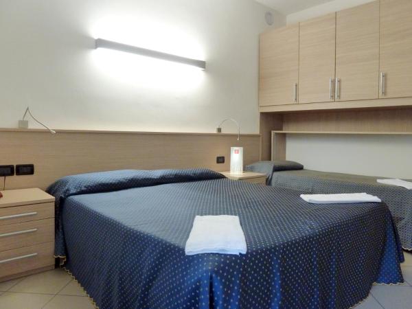 Nice Hotel Bibione : photo 7 de la chambre chambre triple confort