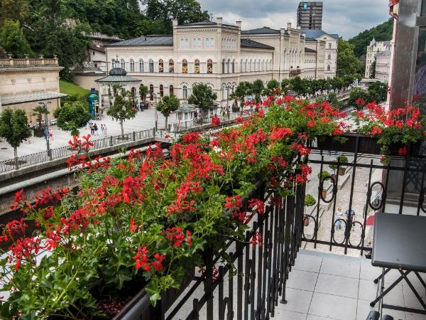 Rubin Luxury Apartments : photo 8 de la chambre one-bedroom suite with wellness access