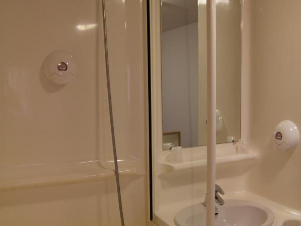 Quick Palace Vannes : photo 4 de la chambre chambre double