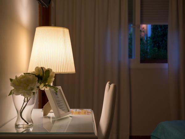 Hotel Romerito : photo 10 de la chambre chambre double ou lits jumeaux