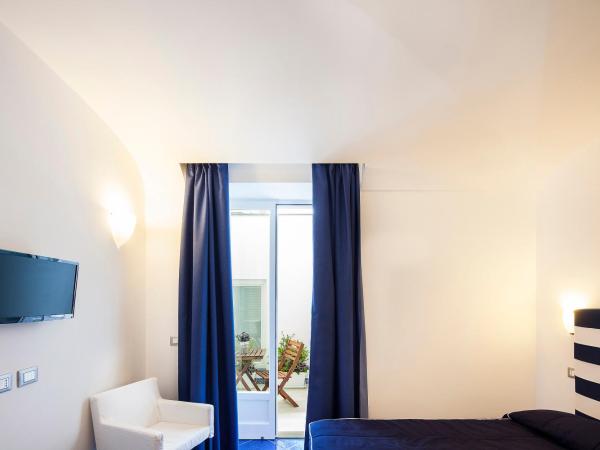 Ischia Blu Resort : photo 5 de la chambre studio avec patio